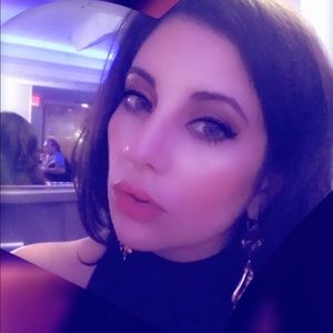 Meet your Posher, Graziella